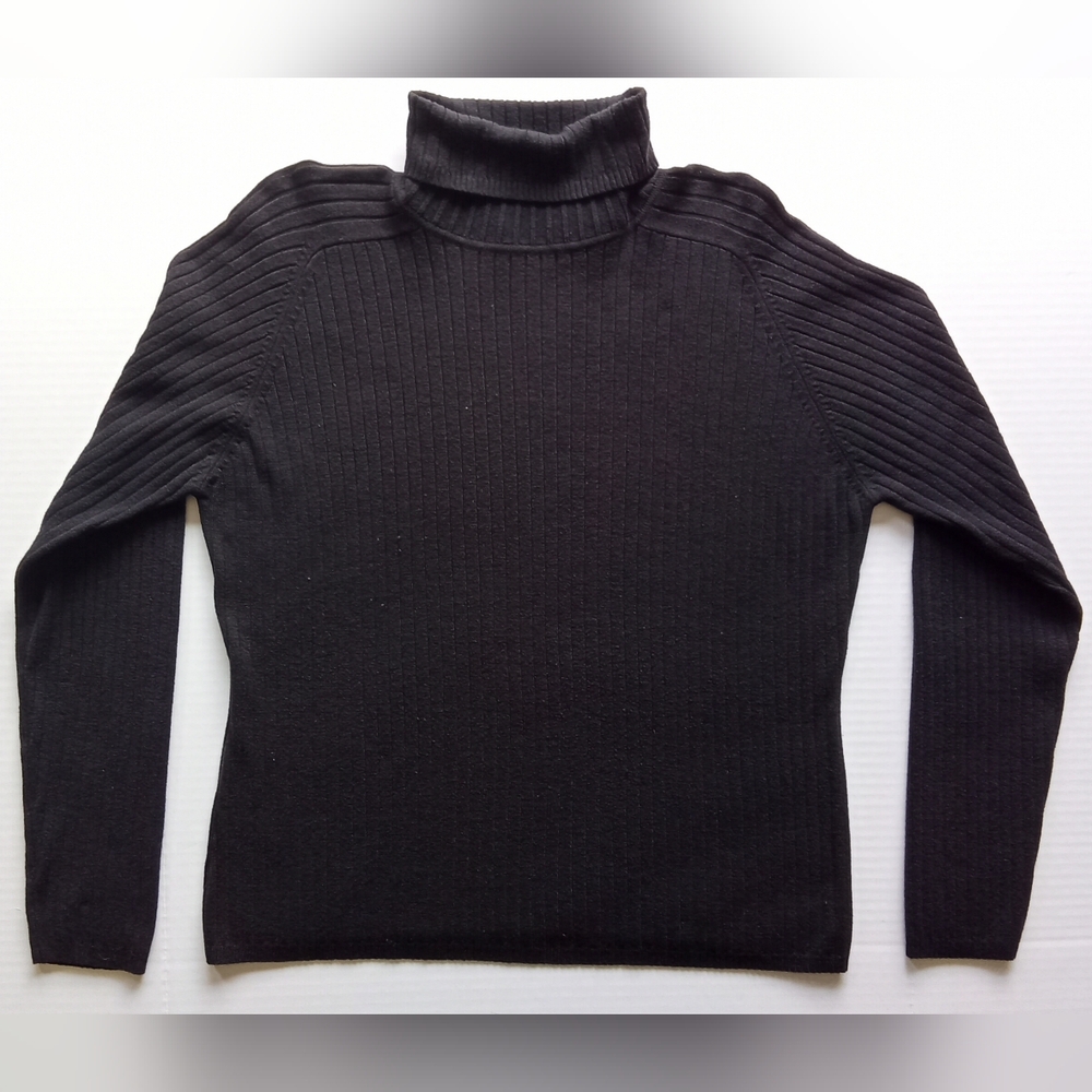 Amanda Smith Black Ribbed Turtleneck Sweater